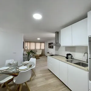 Deluxe Palmas - By Gestion Vacacional Canarias Сasa de vacaciones
